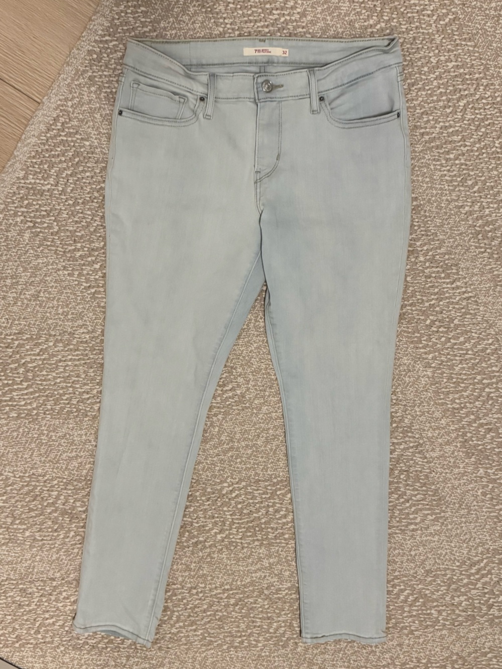 Levi's 311 Light Blue Skinny Jeans Size 32